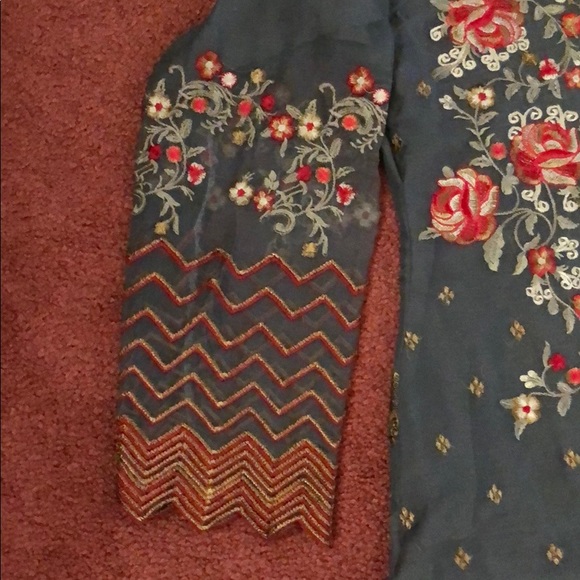 Jazmin chiffon grey red pakistani salwar kameez - Picture 3 of 6